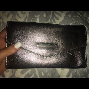 Nine West wallet